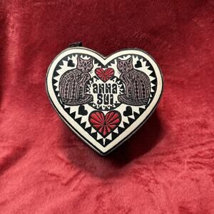 Anna Sui Heart Shaped Jewelry Box Cat Design Embroidered Vintage Style